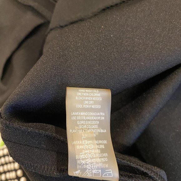 Karl Lagerfeld Paris Black dress - Picture 7 of 8